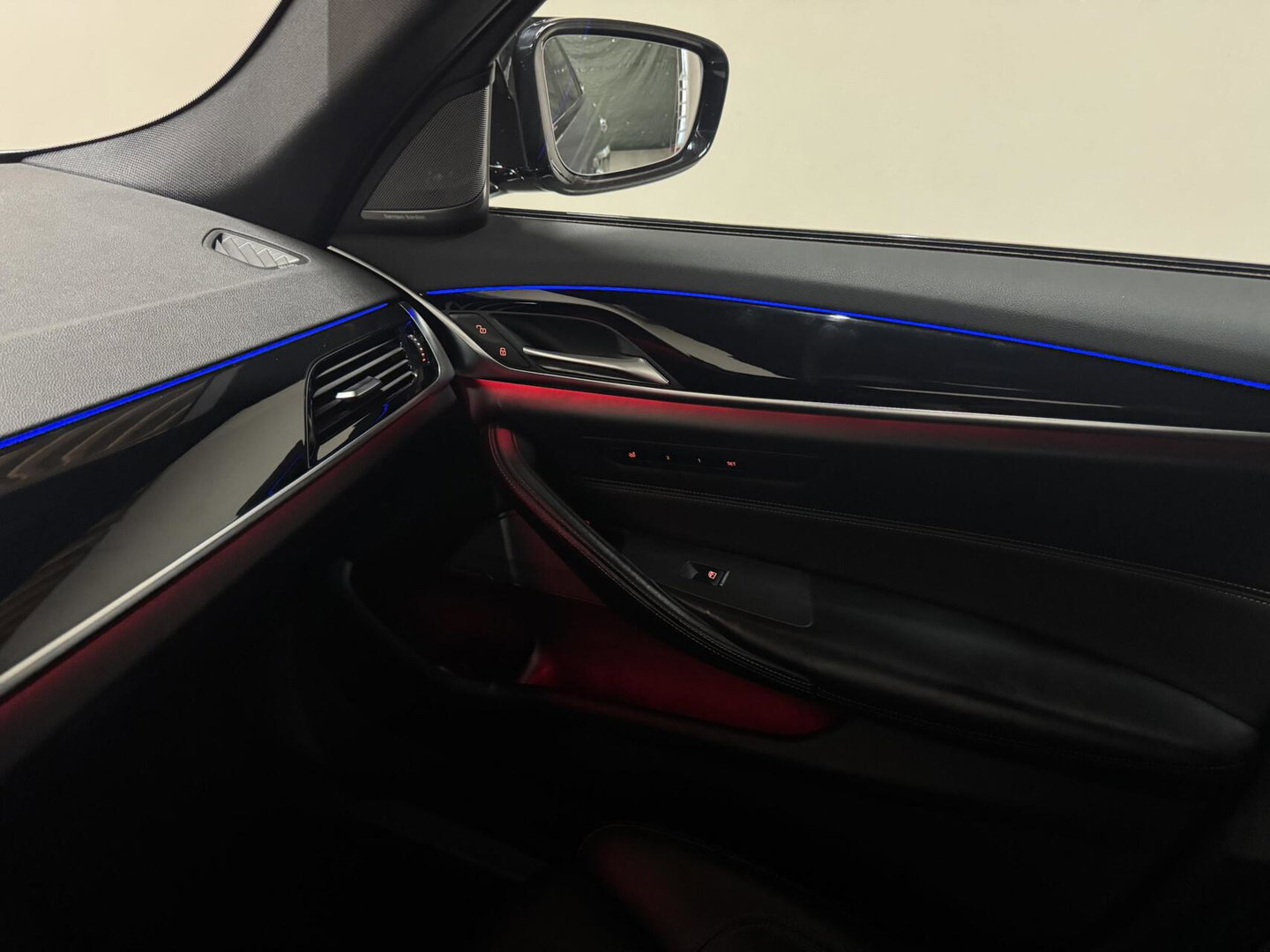 BMW 5 Serie Touring 540i xDrive M-Sport Pano H/K 360º Sfeer Luchtv.