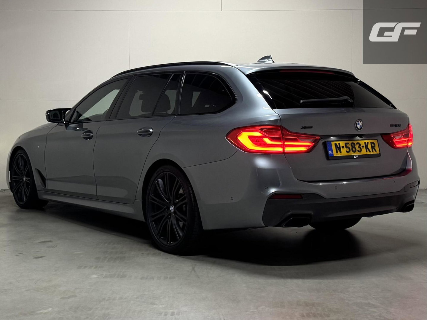 BMW 5 Serie Touring 540i xDrive M-Sport Pano H/K 360º Sfeer Luchtv.