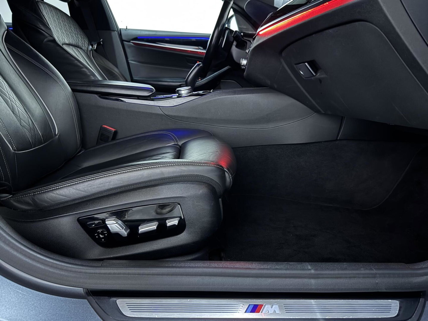 BMW 5 Serie Touring 540i xDrive M-Sport Pano H/K 360º Sfeer Luchtv.