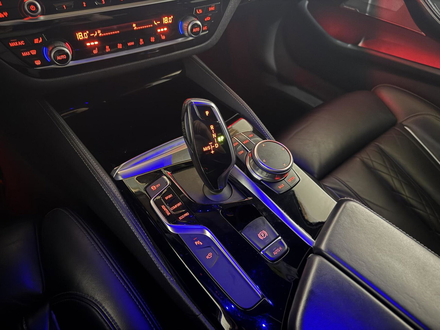 BMW 5 Serie Touring 540i xDrive M-Sport Pano H/K 360º Sfeer Luchtv.