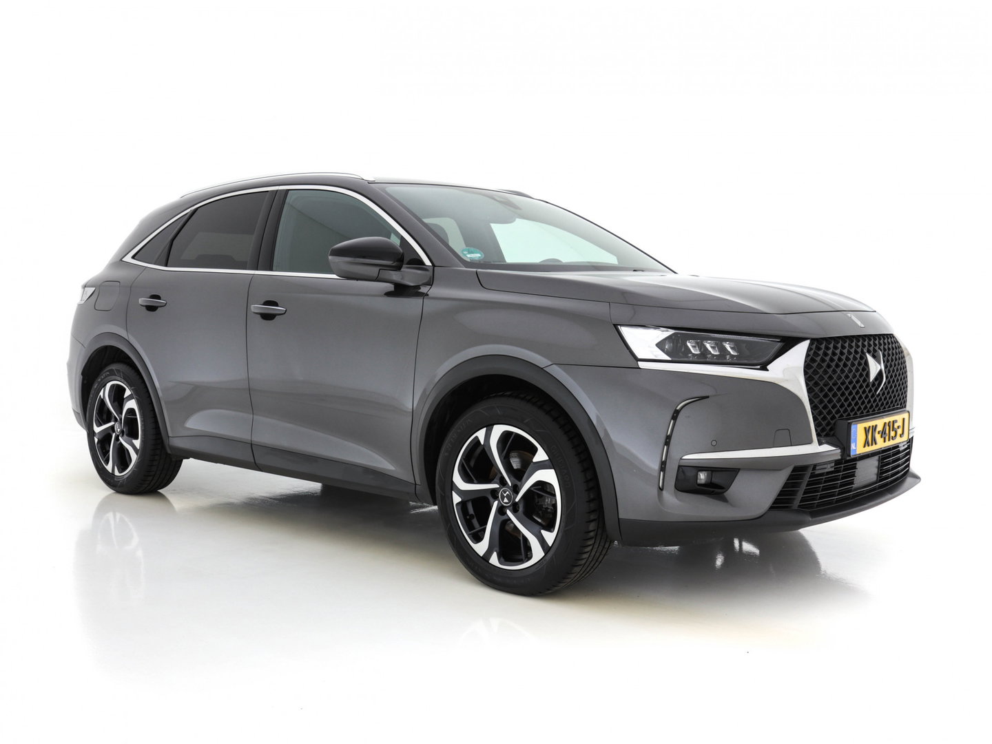 DS 7 Crossback 1.5 BlueHDI So Chic (INCL-BTW) *DIGI-COCKPIT | NAVI-FULLMAP | FULL-LED | MICROFIBRE | CAMERA | KEYLESS | CARPLAY | ADAPTIVE-CRUISE | DAB | PRIVACYGLASS | PDC | HEATED-SPORTSEATS | TOWBAR | 18"ALU*
