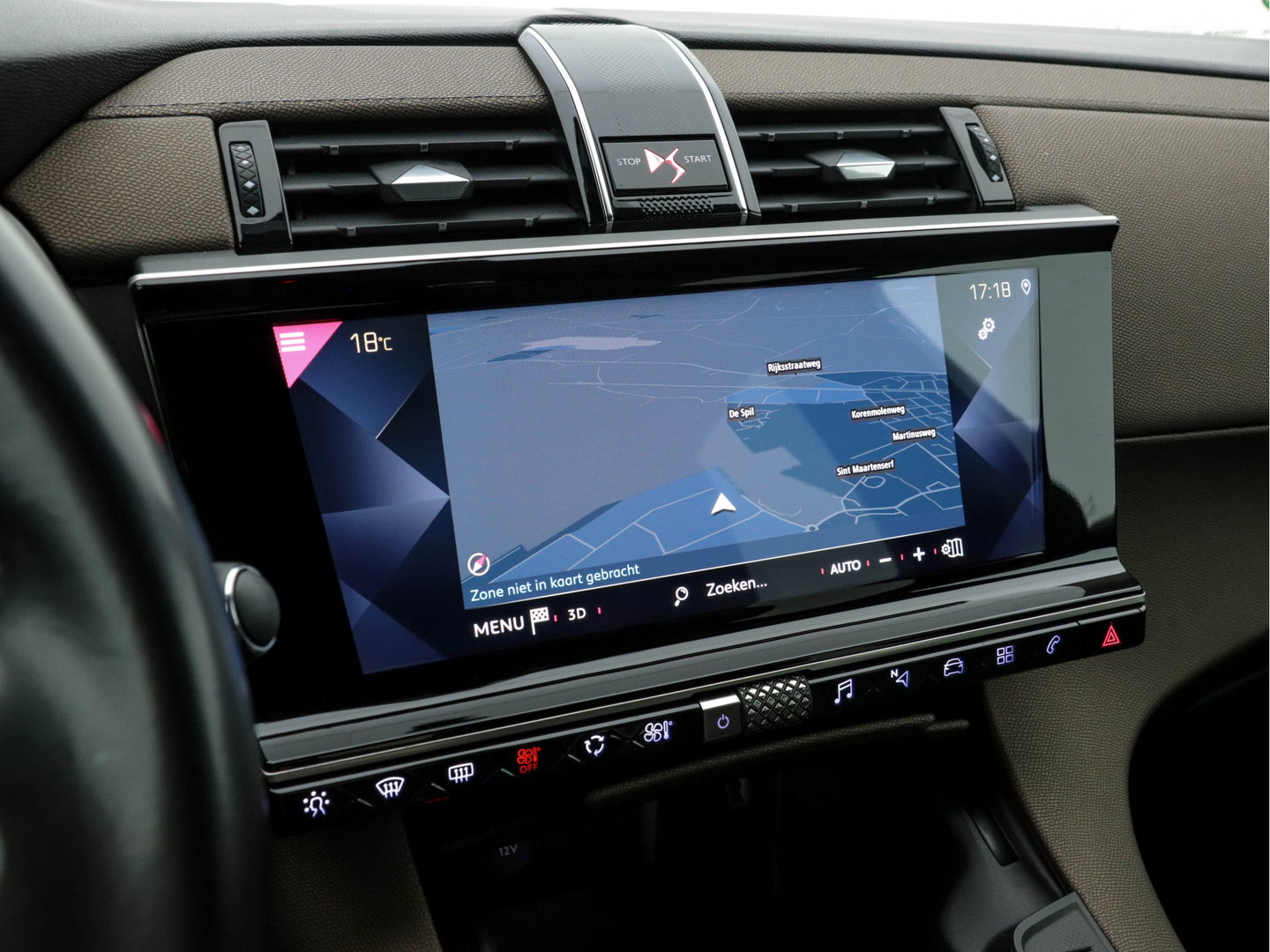 DS 7 Crossback 1.5 BlueHDI So Chic (INCL-BTW) *DIGI-COCKPIT | NAVI-FULLMAP | FULL-LED | MICROFIBRE | CAMERA | KEYLESS | CARPLAY | ADAPTIVE-CRUISE | DAB | PRIVACYGLASS | PDC | HEATED-SPORTSEATS | TOWBAR | 18"ALU*