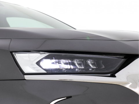 DS 7 Crossback 1.5 BlueHDI So Chic (INCL-BTW) *DIGI-COCKPIT | NAVI-FULLMAP | FULL-LED | MICROFIBRE | CAMERA | KEYLESS | CARPLAY | ADAPTIVE-CRUISE | DAB | PRIVACYGLASS | PDC | HEATED-SPORTSEATS | TOWBAR | 18"ALU*