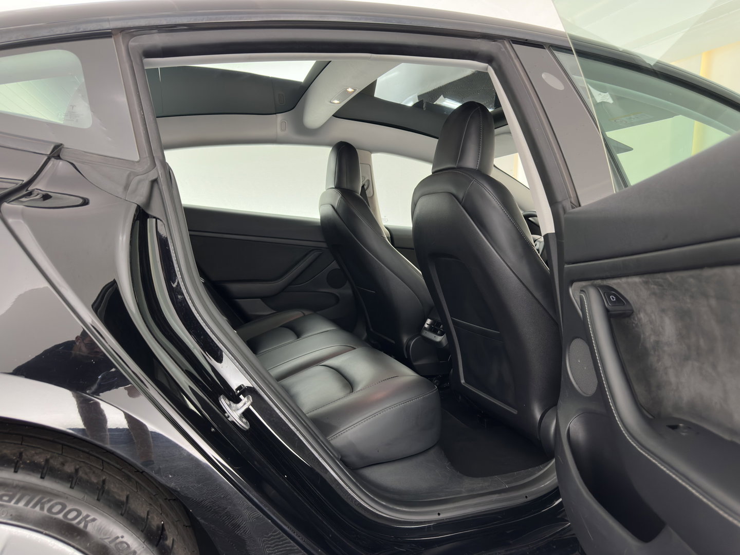 Tesla Model 3 Standard RWD Plus 60 kWh [3-Fase-11kW] (INCL-BTW) Aut. *PANO | AUTOPILOT | LEATHER | KEYLESS | FULL-LED | MEMORY-PACK | TOPVIEW | DAB | CARPLAY | DIGI-COCKPIT | LANE-ASSIST | HEATED- COMFORTSEATS | 19"ALU*