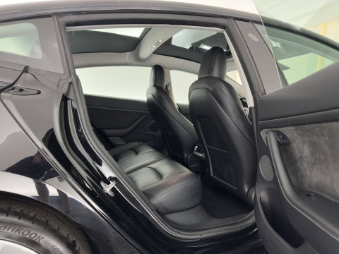 Tesla Model 3 Standard RWD Plus 60 kWh [3-Fase-11kW] (INCL-BTW) Aut. *PANO | AUTOPILOT | LEATHER | KEYLESS | FULL-LED | MEMORY-PACK | TOPVIEW | DAB | CARPLAY | DIGI-COCKPIT | LANE-ASSIST | HEATED- COMFORTSEATS | 19"ALU*