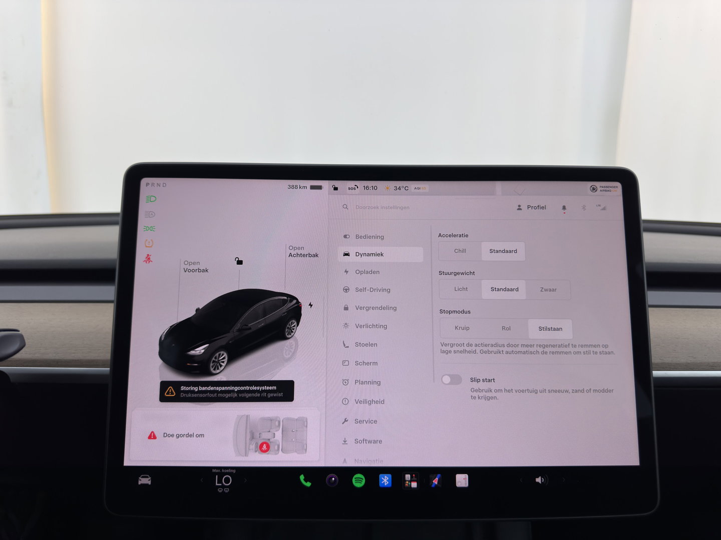 Tesla Model 3 Standard RWD Plus 60 kWh [3-Fase-11kW] (INCL-BTW) Aut. *PANO | AUTOPILOT | LEATHER | KEYLESS | FULL-LED | MEMORY-PACK | TOPVIEW | DAB | CARPLAY | DIGI-COCKPIT | LANE-ASSIST | HEATED- COMFORTSEATS | 19"ALU*