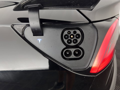 Tesla Model 3 Standard RWD Plus 60 kWh [3-Fase-11kW] (INCL-BTW) Aut. *PANO | AUTOPILOT | LEATHER | KEYLESS | FULL-LED | MEMORY-PACK | TOPVIEW | DAB | CARPLAY | DIGI-COCKPIT | LANE-ASSIST | HEATED- COMFORTSEATS | 19"ALU*