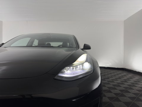 Tesla Model 3 Standard RWD Plus 60 kWh [3-Fase-11kW] (INCL-BTW) Aut. *PANO | AUTOPILOT | LEATHER | KEYLESS | FULL-LED | MEMORY-PACK | TOPVIEW | DAB | CARPLAY | DIGI-COCKPIT | LANE-ASSIST | HEATED- COMFORTSEATS | 19"ALU*
