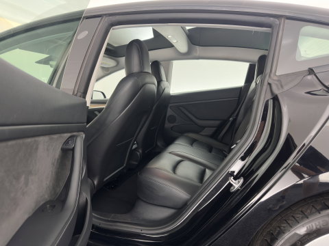Tesla Model 3 Standard RWD Plus 60 kWh [3-Fase-11kW] (INCL-BTW) Aut. *PANO | AUTOPILOT | LEATHER | KEYLESS | FULL-LED | MEMORY-PACK | TOPVIEW | DAB | CARPLAY | DIGI-COCKPIT | LANE-ASSIST | HEATED- COMFORTSEATS | 19"ALU*