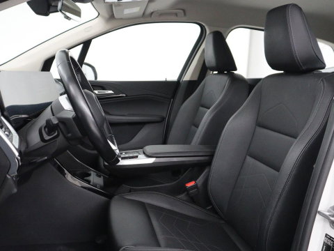 BMW 2 Serie 225 e xDrive Luxury Line | SOH 91,6% | Leder | Carplay | Navigatie | Sfeerverlichting | Cruise control | Climate control | Camera | Park assist |