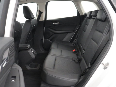 BMW 2 Serie 225 e xDrive Luxury Line | SOH 91,6% | Leder | Carplay | Navigatie | Sfeerverlichting | Cruise control | Climate control | Camera | Park assist |