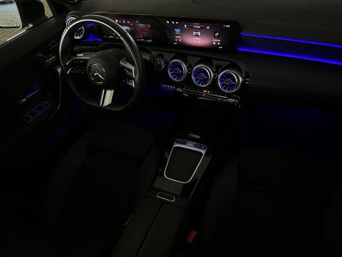 Mercedes-Benz CLA-Klasse 250 e AMG Pano|Burmester|Memory|Keyless