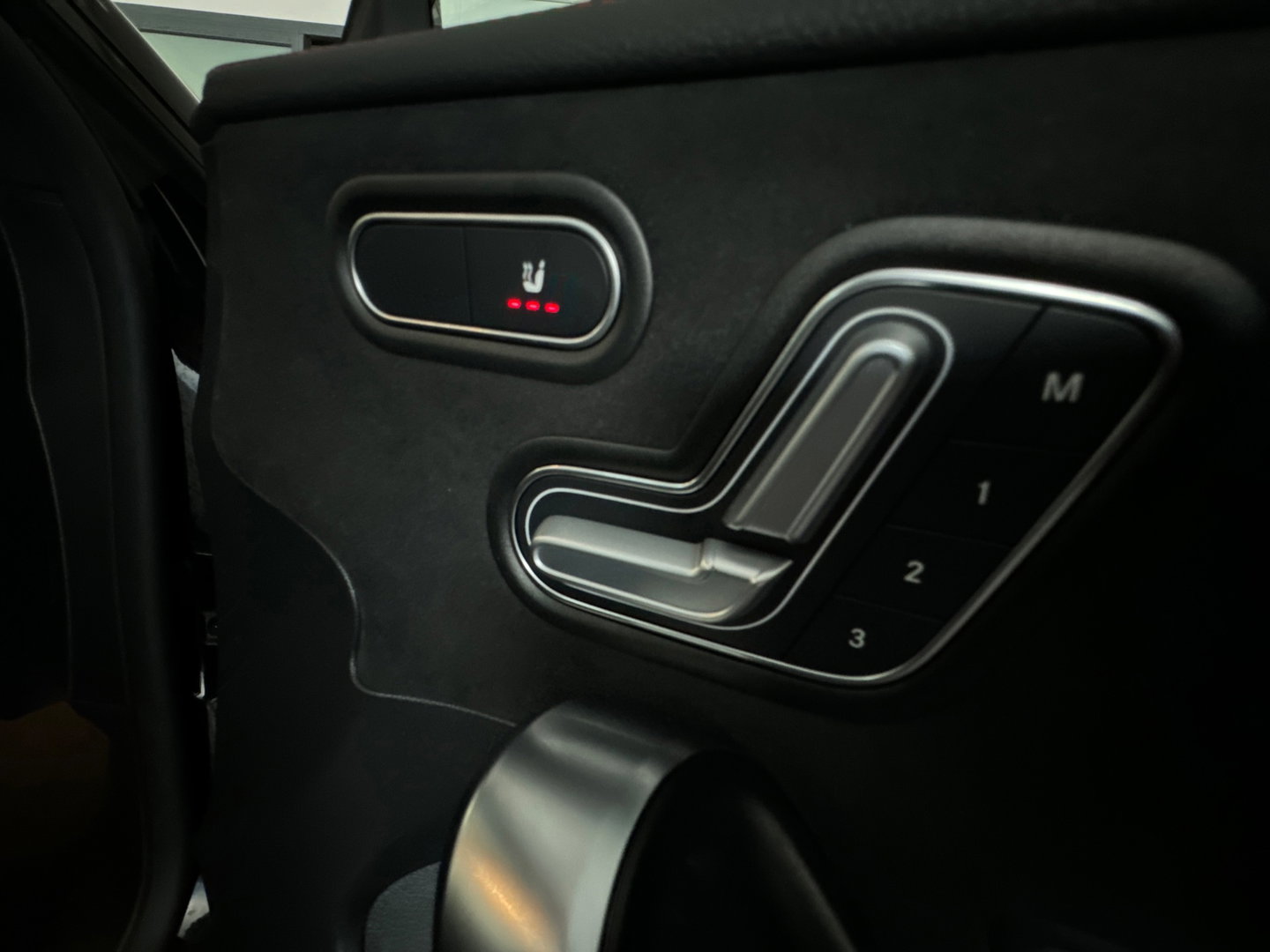 Mercedes-Benz CLA-Klasse 250 e AMG Pano|Burmester|Memory|Keyless