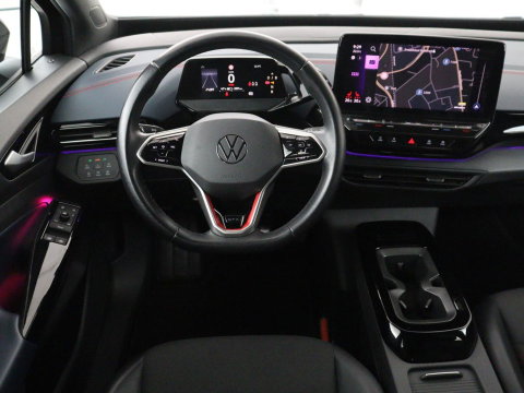 Volkswagen ID.5 GTX 77 kWh | SOH 90,1% | Half leder | Stuur/stoelverwarming | Carplay | Sfeerverlichting | Adaptive cruise | Climate control | Camera | Park assist |