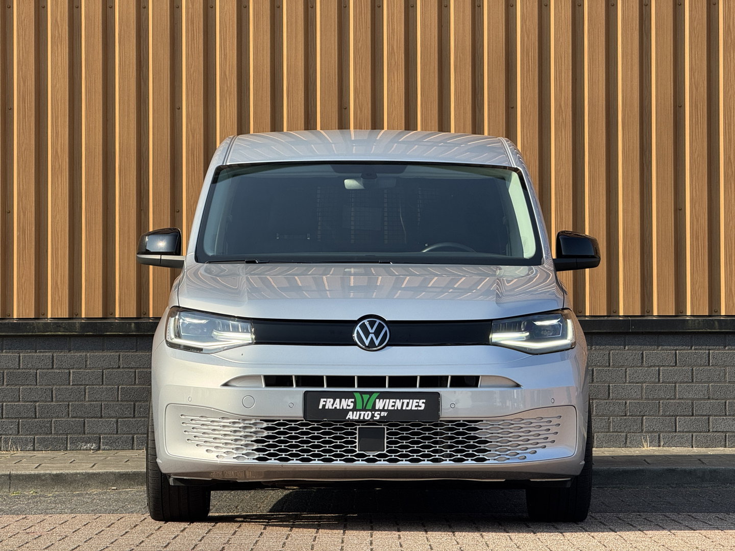 Volkswagen Caddy Cargo 2.0 TDI Style | LED | Apple Carplay | Achteruitcamera | Parkeersensoren | Airconditioning |