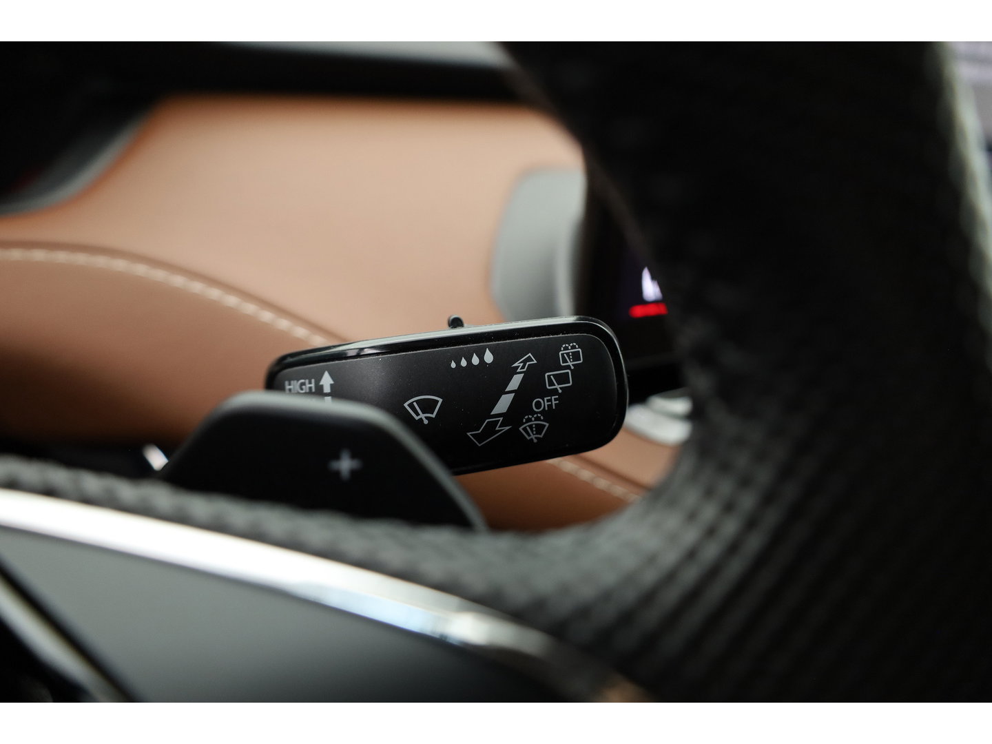 Škoda Enyaq iV 60 | RIJKLAAR!! | Warmtepomp | Adapt. Cruise | Trekhaak | Stoel- Stuurverw. | Memory | Keyless