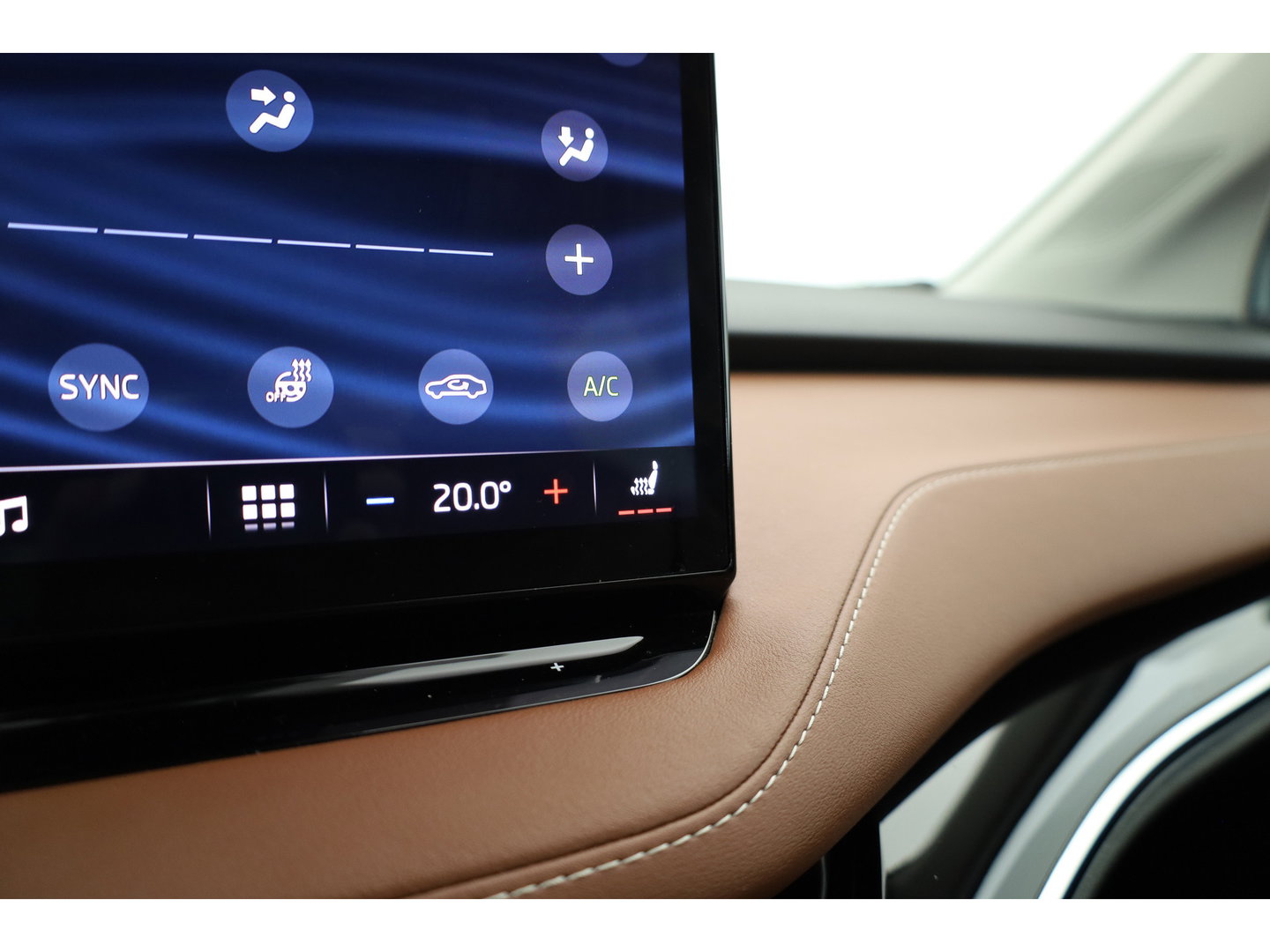 Škoda Enyaq iV 60 | RIJKLAAR!! | Warmtepomp | Adapt. Cruise | Trekhaak | Stoel- Stuurverw. | Memory | Keyless