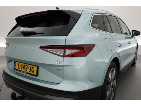 Škoda Enyaq iV 60 | RIJKLAAR!! | Warmtepomp | Adapt. Cruise | Trekhaak | Stoel- Stuurverw. | Memory | Keyless