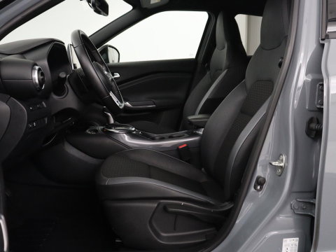 Nissan Juke 1.0 DIG-T N-Design | Half leder | Carplay | Cruise control | Park assist | Camera | Climate control | Keyless | Lichtmetaal 19" |