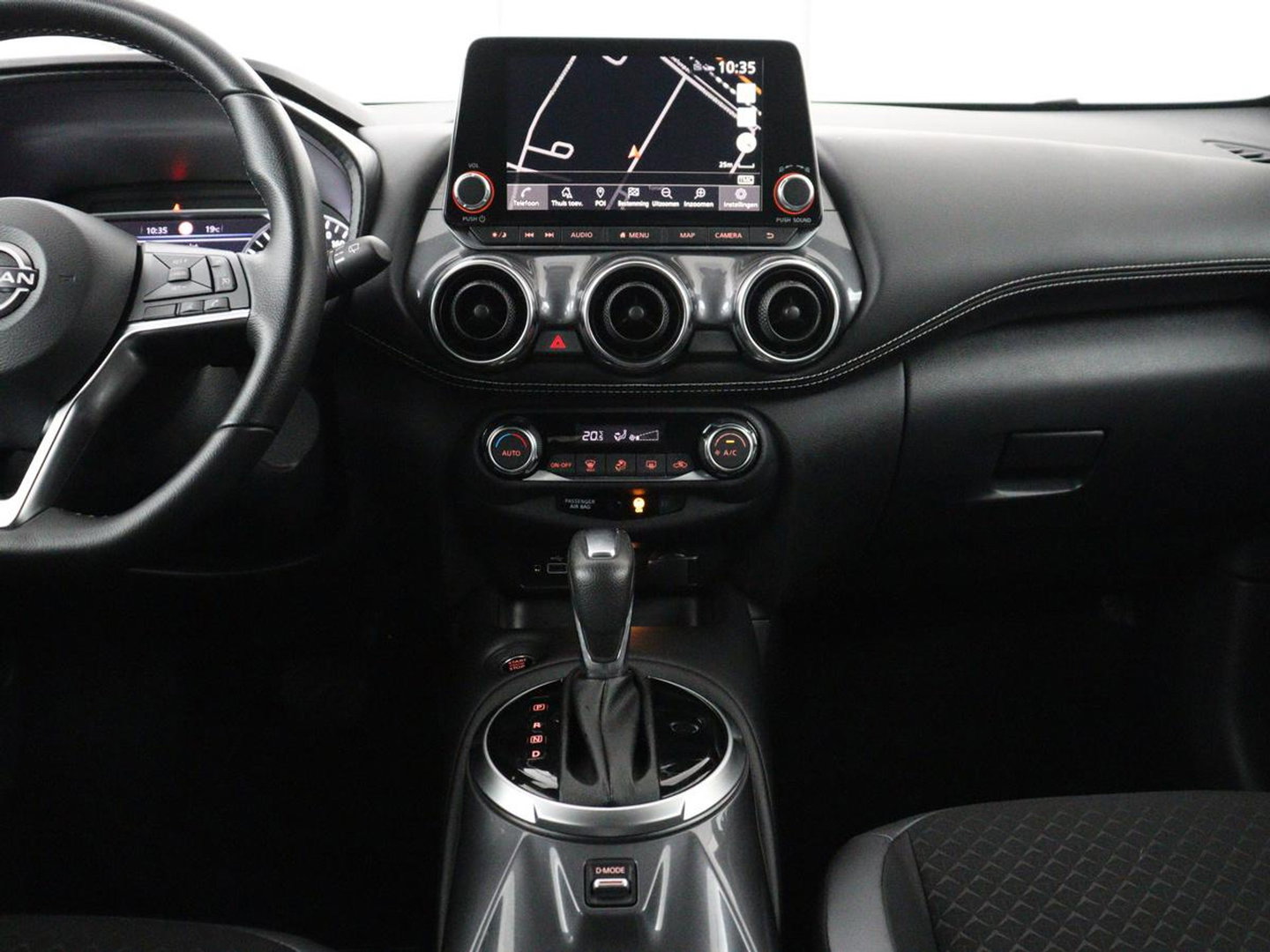 Nissan Juke 1.0 DIG-T N-Design | Half leder | Carplay | Cruise control | Park assist | Camera | Climate control | Keyless | Lichtmetaal 19" |