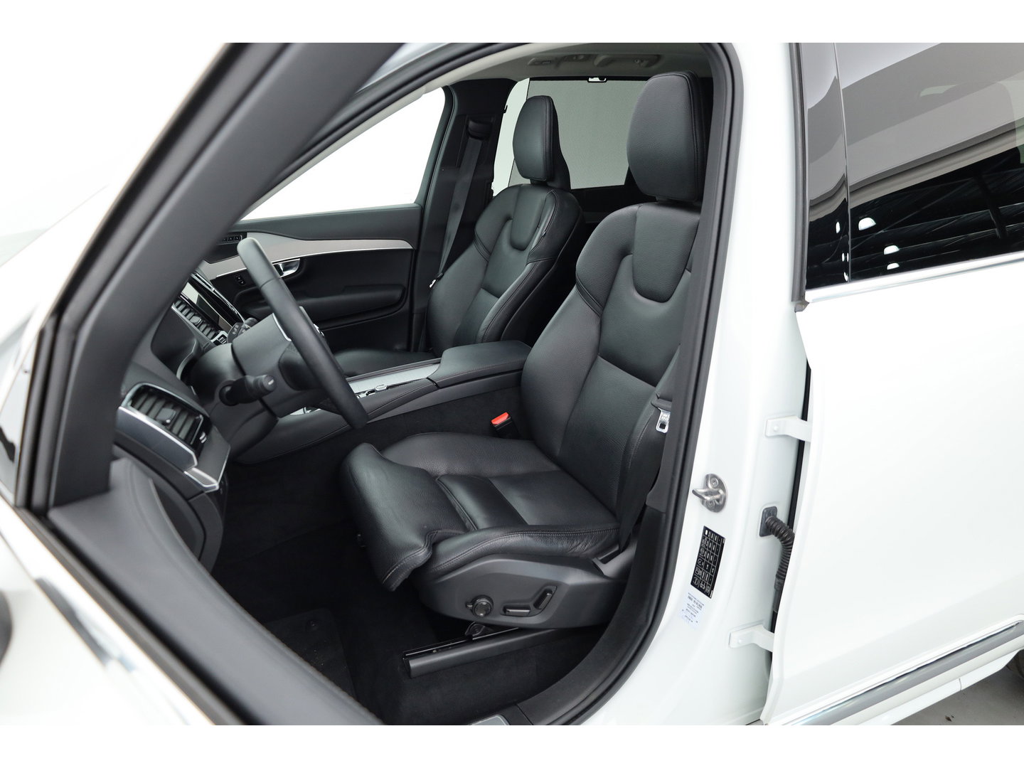 Volvo XC90 2.0 T8 Recharge AWD Plus Bright | RIJKLAAR!! | Pano | Long Range | Memory | 360cam | Stoel- Stuurverw. | Harman Kardon | Keyless | Leder