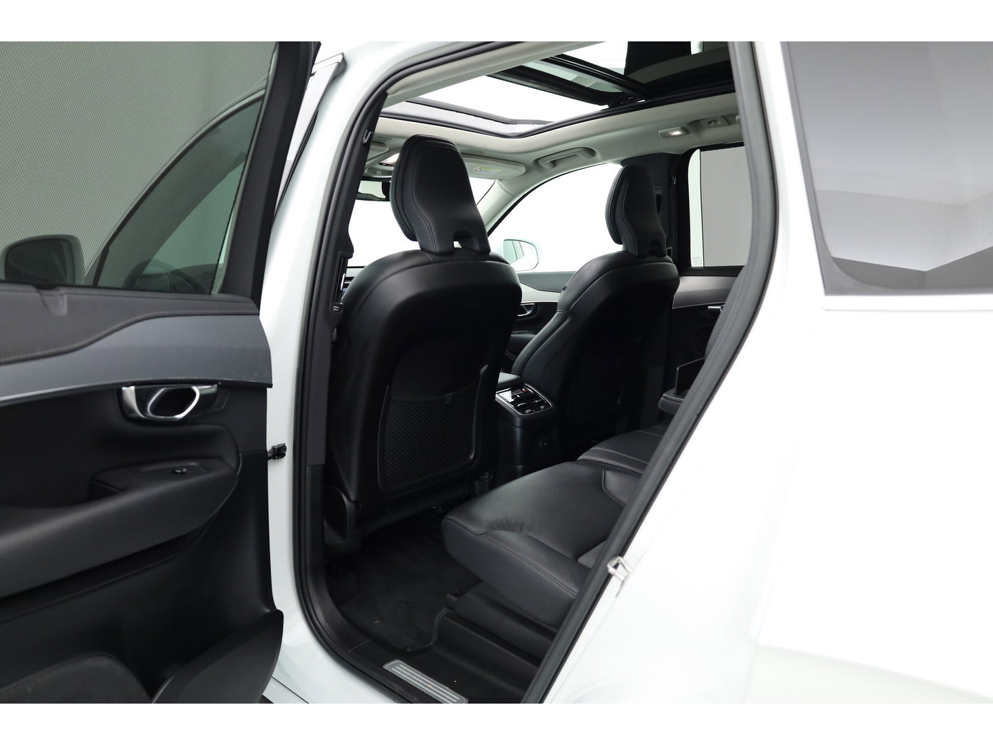 Volvo XC90 2.0 T8 Recharge AWD Plus Bright | RIJKLAAR!! | Pano | Long Range | Memory | 360cam | Stoel- Stuurverw. | Harman Kardon | Keyless | Leder