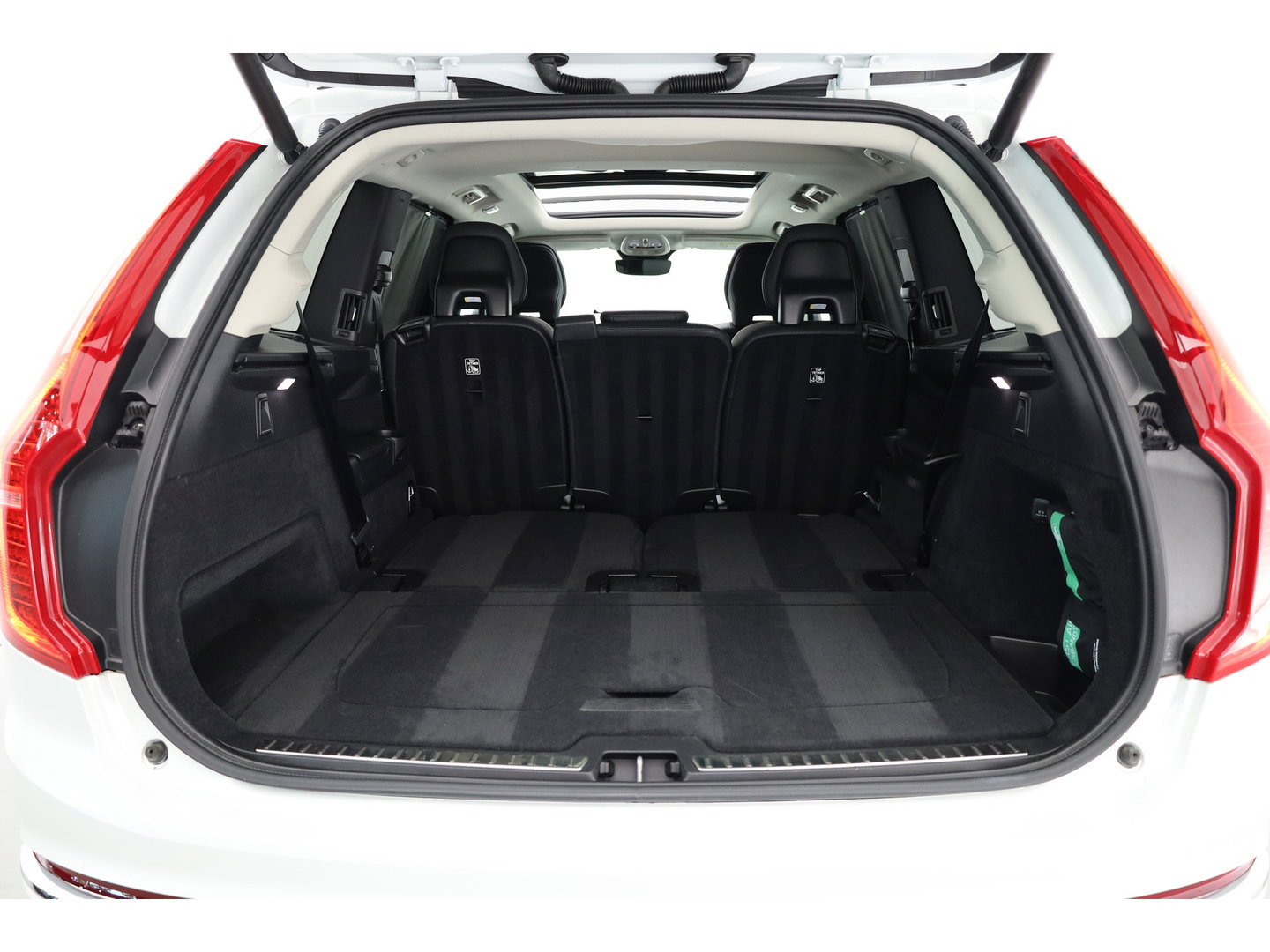 Volvo XC90 2.0 T8 Recharge AWD Plus Bright | RIJKLAAR!! | Pano | Long Range | Memory | 360cam | Stoel- Stuurverw. | Harman Kardon | Keyless | Leder