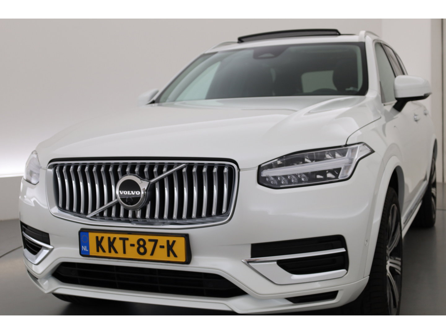 Volvo XC90 2.0 T8 Recharge AWD Plus Bright | RIJKLAAR!! | Pano | Long Range | Memory | 360cam | Stoel- Stuurverw. | Harman Kardon | Keyless | Leder
