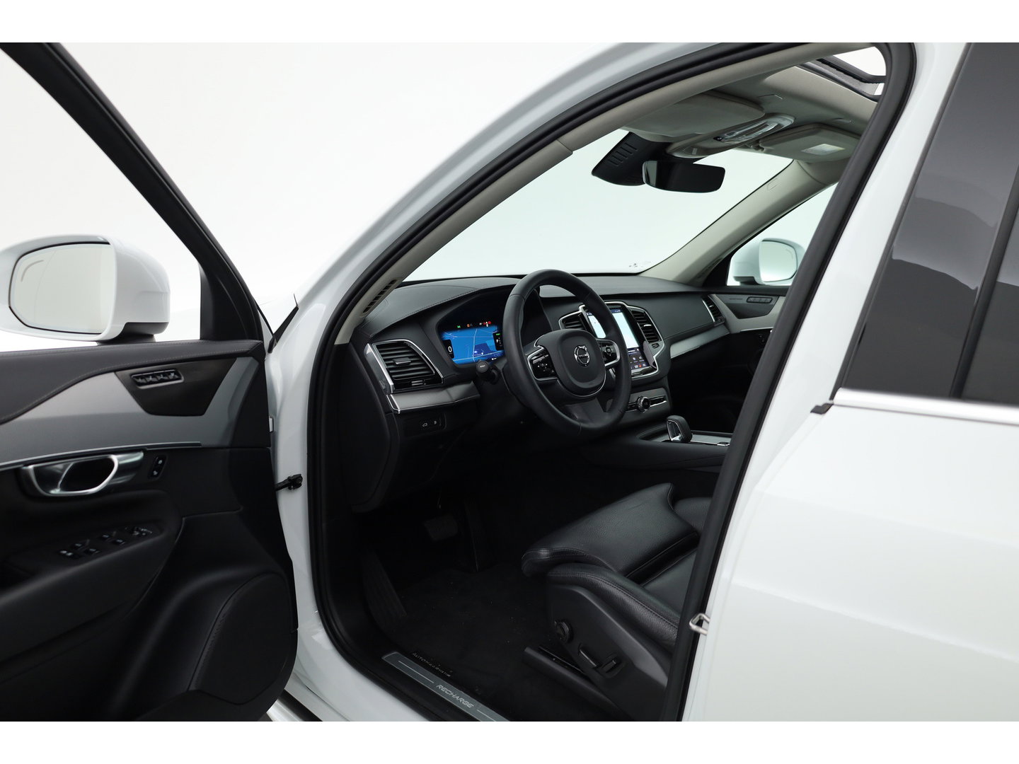 Volvo XC90 2.0 T8 Recharge AWD Plus Bright | RIJKLAAR!! | Pano | Long Range | Memory | 360cam | Stoel- Stuurverw. | Harman Kardon | Keyless | Leder