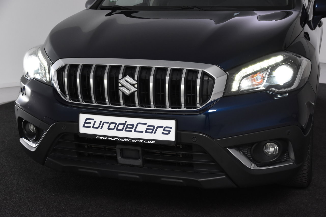 Suzuki S-Cross