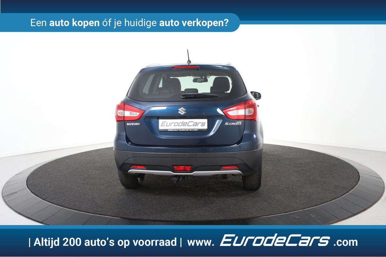 Suzuki S-Cross