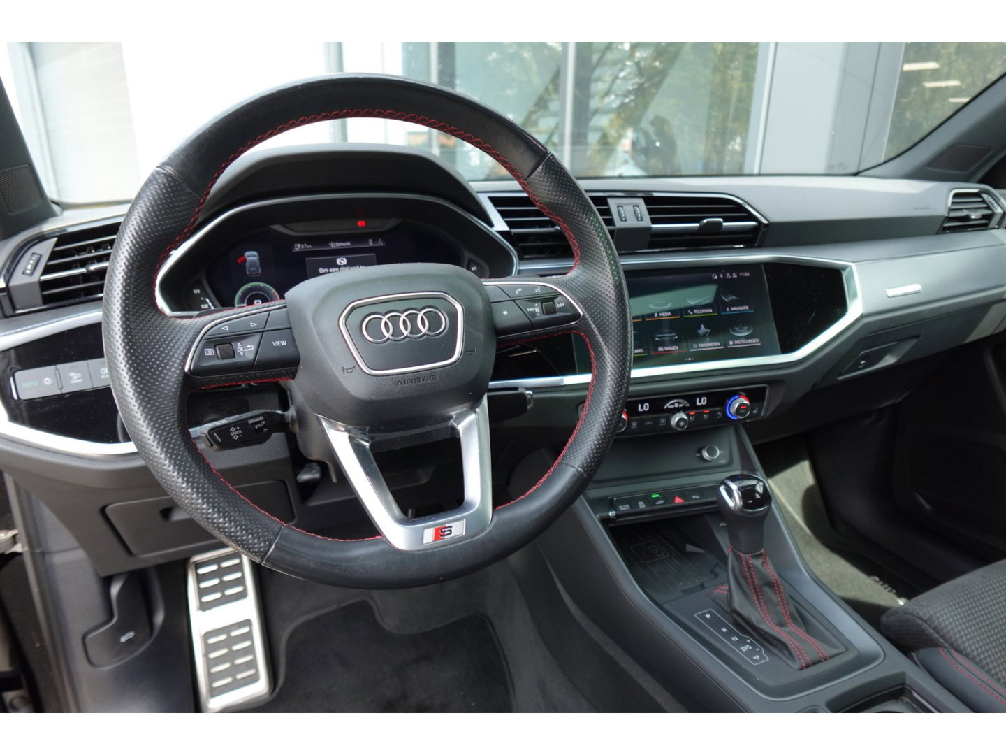 Audi Q3 45 TFSI e S Edition PANO MATRIX CAM VOL