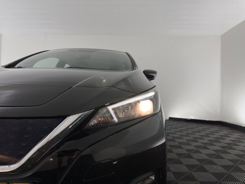 Nissan Leaf Acenta 40 kWh Aut. *HEATPUMP | ADAPTIVE-CRUISE | KEYLESS | TOPVIEW | NAVI-FULLMAP | BLINDSPOT | DAB+ | HEATED-COMFORTSEATS | DIGI-COCKPIT | PRIVACYGLASS | 16"ALU*