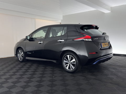 Nissan Leaf Acenta 40 kWh Aut. *HEATPUMP | ADAPTIVE-CRUISE | KEYLESS | TOPVIEW | NAVI-FULLMAP | BLINDSPOT | DAB+ | HEATED-COMFORTSEATS | DIGI-COCKPIT | PRIVACYGLASS | 16"ALU*
