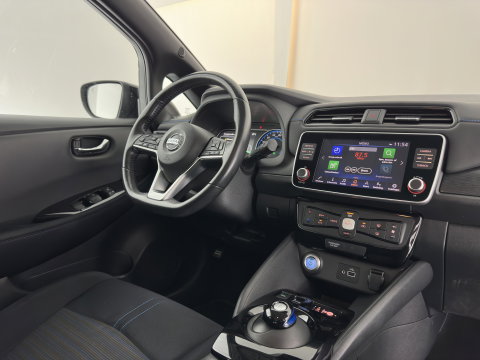 Nissan Leaf Acenta 40 kWh Aut. *HEATPUMP | ADAPTIVE-CRUISE | KEYLESS | TOPVIEW | NAVI-FULLMAP | BLINDSPOT | DAB+ | HEATED-COMFORTSEATS | DIGI-COCKPIT | PRIVACYGLASS | 16"ALU*