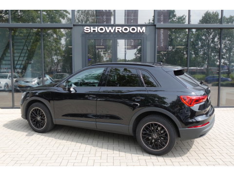 Audi Q3 45 TFSI e S Edition PANO MATRIX CAM VOL