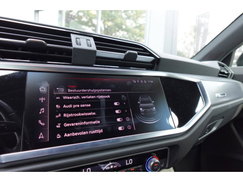 Audi Q3 45 TFSI e S Edition PANO MATRIX CAM VOL