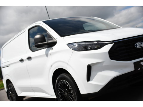 Ford Transit Custom 300 2.0 TDCI L1H1 AWD PB Edition Camera, Adaptieve Cruise, Carplay, 4x4, Virtual, 136pk, Automaat, LED, Multimedia, Sensoren, Uniek!
