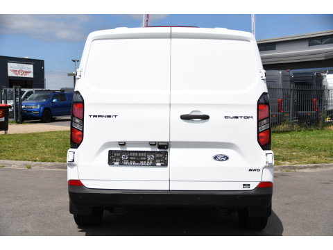 Ford Transit Custom 300 2.0 TDCI L1H1 AWD PB Edition Camera, Adaptieve Cruise, Carplay, 4x4, Virtual, 136pk, Automaat, LED, Multimedia, Sensoren, Uniek!