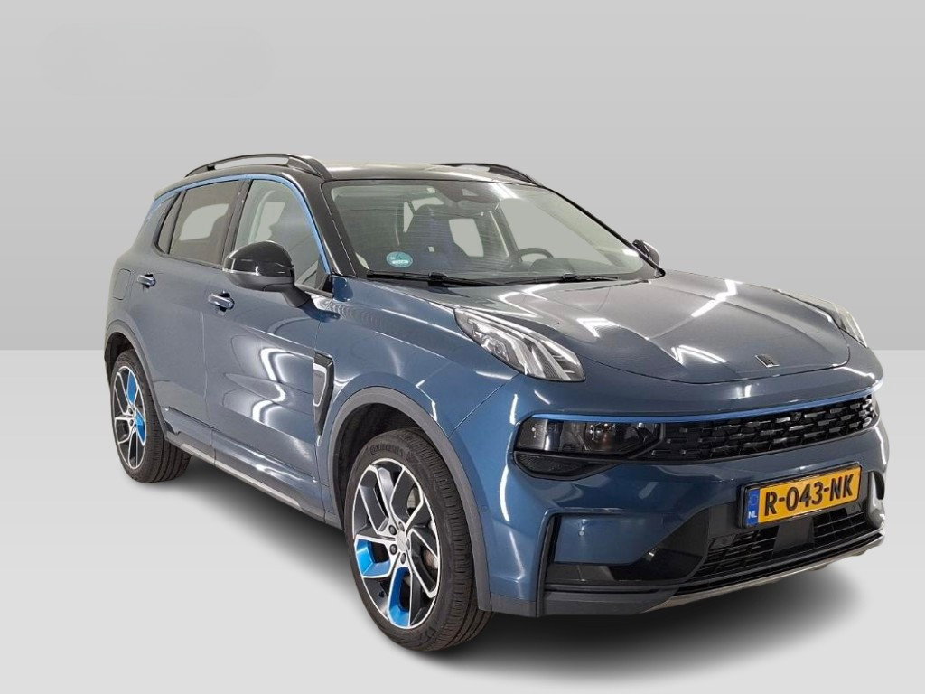 Lynk & Co 01