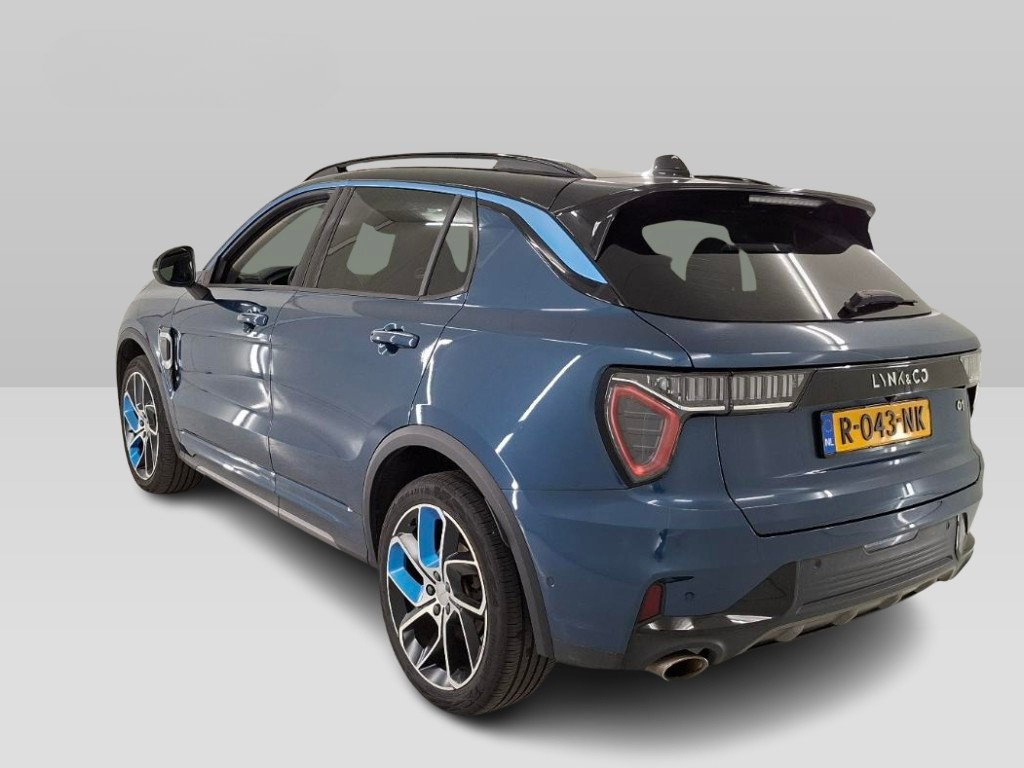 Lynk & Co 01