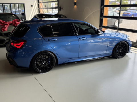BMW 1-serie M140i 560PK / Brembo / Zaero Edit. / Stage 2 / Bilstein / LED