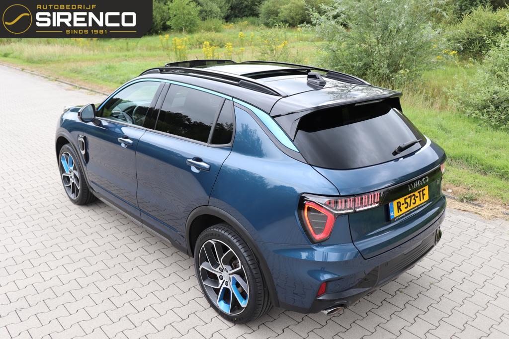 Lynk & Co 01