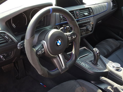 BMW 1-serie M140i 560PK / Brembo / Zaero Edit. / Stage 2 / Bilstein / LED
