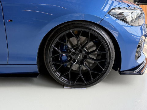 BMW 1-serie M140i 560PK / Brembo / Zaero Edit. / Stage 2 / Bilstein / LED