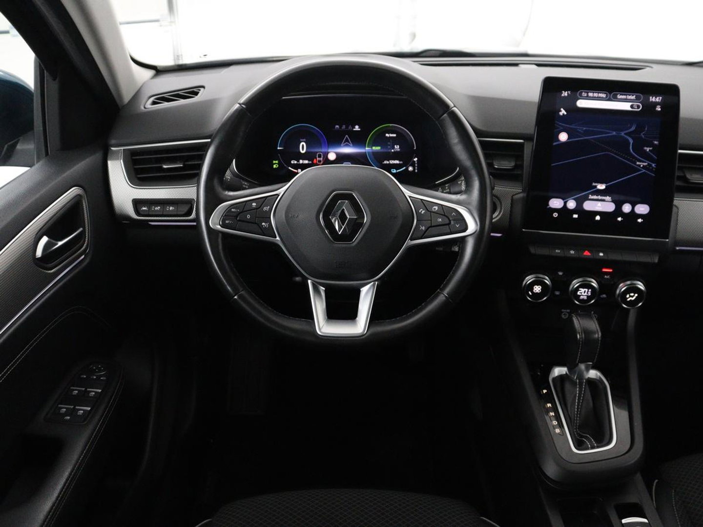 Renault Arkana 1.6 E-Tech Hybrid 145 Intens | Panoramadak | Half leder | Carplay | Adaptive cruise | Dodehoek detectie | Camera | Park assist | Climate control | Trekhaak