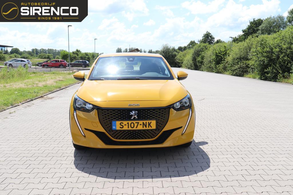 Peugeot e-208