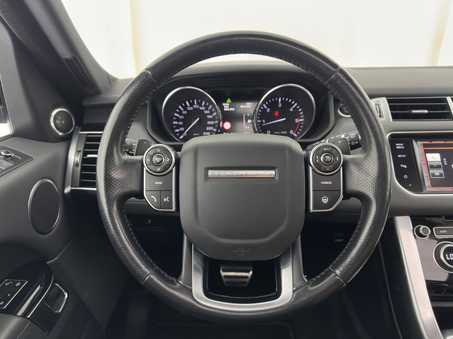 Land Rover Range Rover Sport 3.0 SDV6 Autobiography Aut. *PANO | LEATHER | XENON | HEATED-COMFORTSEATS | MEMORY-PACK | CAMERA | SHIFT-PADDLES | PRIVACY-GLASS | AIR-SUSPENSION | ECC | PDC | CRUISE | 21''ALU | TOWBAR*