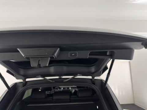 Land Rover Range Rover Sport 3.0 SDV6 Autobiography Aut. *PANO | LEATHER | XENON | HEATED-COMFORTSEATS | MEMORY-PACK | CAMERA | SHIFT-PADDLES | PRIVACY-GLASS | AIR-SUSPENSION | ECC | PDC | CRUISE | 21''ALU | TOWBAR*