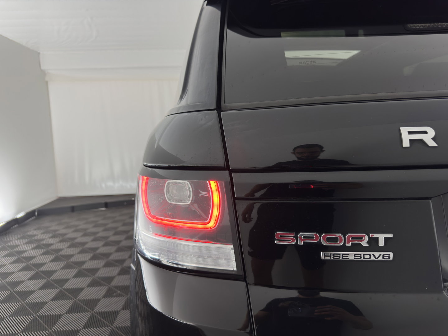Land Rover Range Rover Sport 3.0 SDV6 Autobiography Aut. *PANO | LEATHER | XENON | HEATED-COMFORTSEATS | MEMORY-PACK | CAMERA | SHIFT-PADDLES | PRIVACY-GLASS | AIR-SUSPENSION | ECC | PDC | CRUISE | 21''ALU | TOWBAR*
